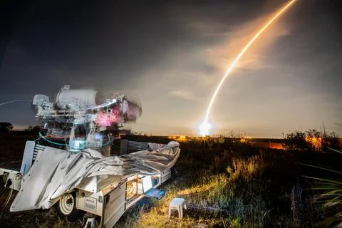 RECORD DATE NOT STATED Artemis I Liftoff. NASAs Space Launch System carry.. Fotos Stock
