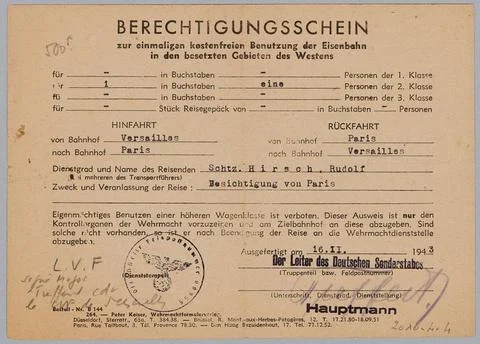 RECORD DATE NOT STATED  Authorization to circulate between Paris and Versa... Stock Photos