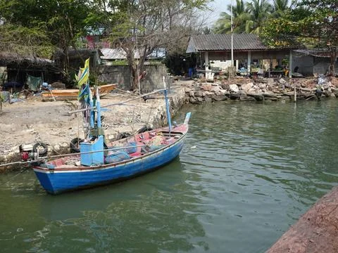 RECORD DATE NOT STATED  Boote, Wat Tham Khao Tao, Tempel, Hua Hin, Thailan... Stock Photos
