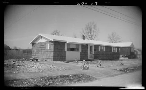 RECORD DATE NOT STATED Booth Street 77 , Houses. Needham Building Collecti... Fotos de archivo