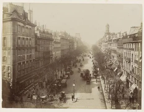 RECORD DATE NOT STATED  Boulevard des Italiens in Paris with passers -by, ... Foto stock