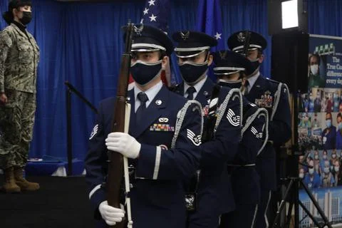 RECORD DATE NOT STATED BUFFALO, N.Y. U.S. Air Force Honor Guard parade the... Foto stock