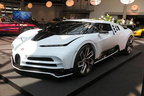 RECORD DATE NOT STATED Bugatti Centodieci (Baujahr 2022, moderne Interpret... Stock Photos