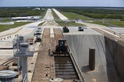 RECORD DATE NOT STATED  CAPE CANAVERAL, Fla. At Launch Pad 39B at NASAs K.. Photos