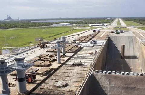 RECORD DATE NOT STATED  CAPE CANAVERAL, Fla. -- At Launch Pad 39B at NASA.. Photos