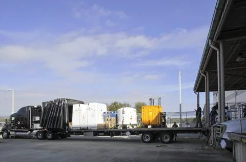 RECORD DATE NOT STATED  CAPE CANAVERAL, Fla. -- Payload shipping container... Stock Photos
