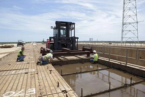 RECORD DATE NOT STATED  CAPE CANAVERAL, Fla. At Launch Pad 39B at NASAs K.. Photos