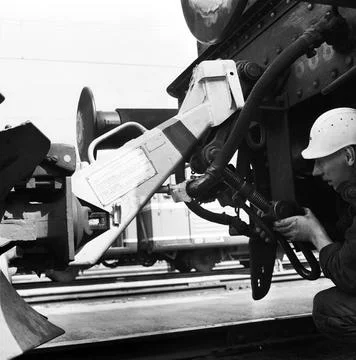 RECORD DATE NOT STATED Coupling device between motor carriage and locomoti... Stock Photos