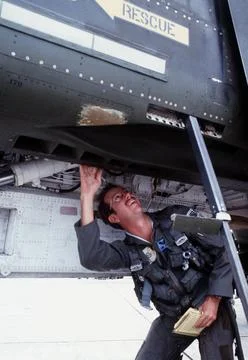 RECORD DATE NOT STATED CPT Steve Sloop, 3rd Tactical Fighter Wing, makes a... Stock Photos