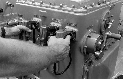 RECORD DATE NOT STATED A crew member tests the firing mechanism on the Mar... Foto stock