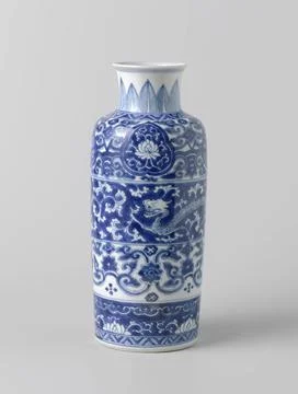 RECORD DATE NOT STATED  Cylindrical vase with dragons and floral scrolls, ... 스톡 사진