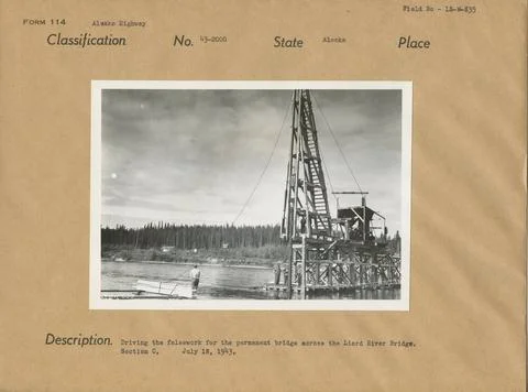 RECORD DATE NOT STATED Driving the Falsework For the Permanent Bridge Acro... Foto stock