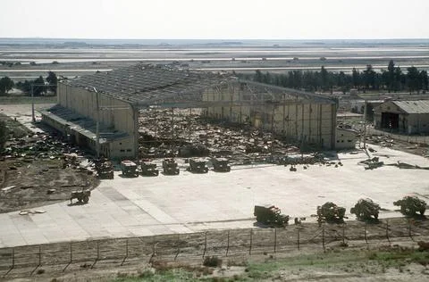 RECORD DATE NOT STATED Elements of the 82nd Airborne Division park their v... Fotos Stock