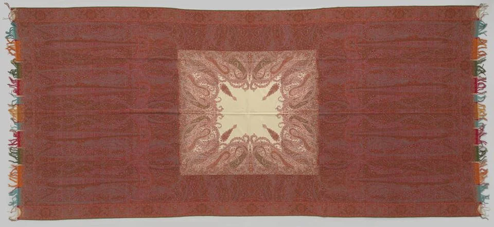 RECORD DATE NOT STATED  Elongated scarf with rectangular field in which a ... 스톡 사진