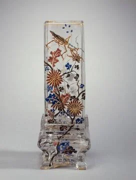 RECORD DATE NOT STATED  Emile GallÃ . Quadrangular vase of traditional Chi.. Stockfoto's