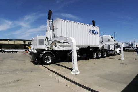 RECORD DATE NOT STATED Fort Worth, TX, May 11, 2006 A device to load conta... Foto stock