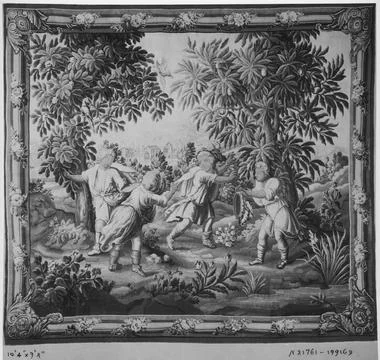 RECORD DATE NOT STATED  Four children playing games. unknown c. 1720 Tapes... Foto stock