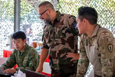 RECORD DATE NOT STATED  A group of joint multinational service members par... Foto stock