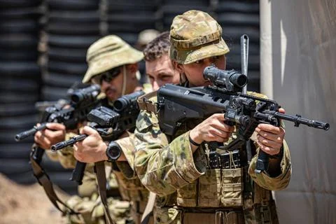 RECORD DATE NOT STATED  A group of Australian Soldiers conducts Military O... 写真素材