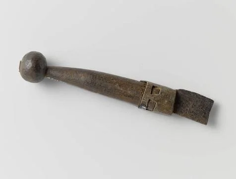 RECORD DATE NOT STATED  Handle from wood, rushing with a spherical button ... Photos