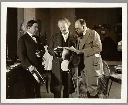 RECORD DATE NOT STATED  Ignacy Jan Paderewski read the script of the film ... Foto stock