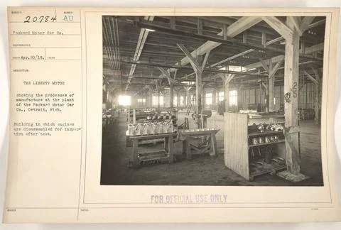 RECORD DATE NOT STATED  The image shows the process of engine disassembly ... Stockfoto's