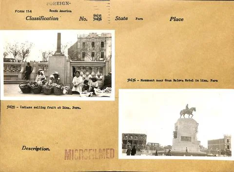 RECORD DATE NOT STATED Indians selling fruit and Monument near Gran Bolova... Stockfoto's