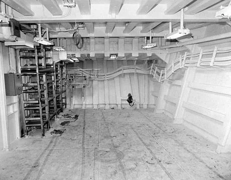 RECORD DATE NOT STATED An interior view of the tactical towed array sonar/... Foto stock