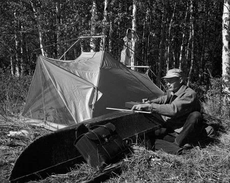 RECORD DATE NOT STATED  Jack Lentfer tabulating data of waterfowl observat... Stock Photos