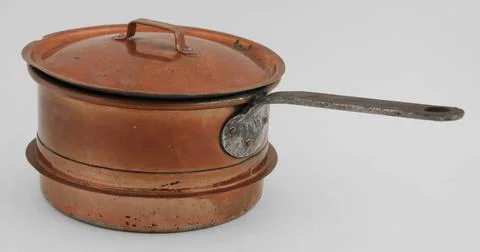 RECORD DATE NOT STATED Kastrull Cart wool with lid, with a handle. Copper.... Photos