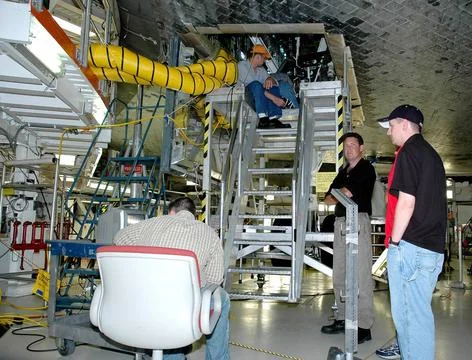 RECORD DATE NOT STATED  KENNEDY SPACE CENTER, FLA. - On Orbiter Atlantis i... Stock Photos