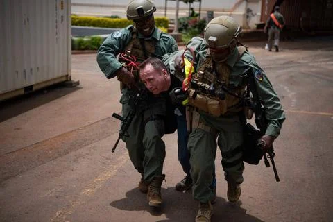 RECORD DATE NOT STATED Kenyan Defense Force members with the Special Progr... Foto stock