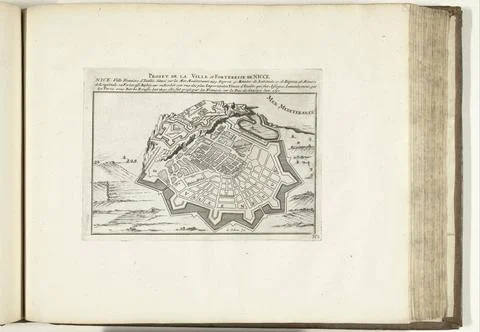 RECORD DATE NOT STATED  Map of Nice, 1726, 1726 print Map of the reinforce... Stockfoto's