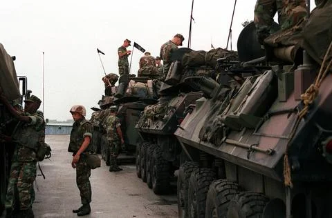 RECORD DATE NOT STATED Marines prepare their LAV-25 light armored vehicles... Stock Photos