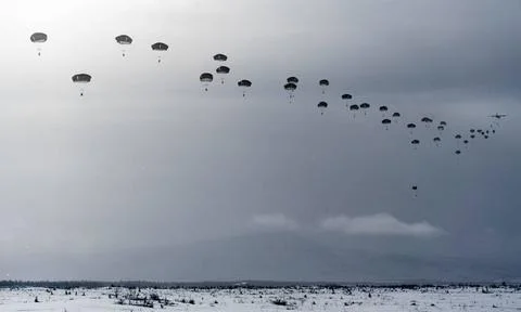RECORD DATE NOT STATED Members of the United States Army Alaska along with... Foto stock
