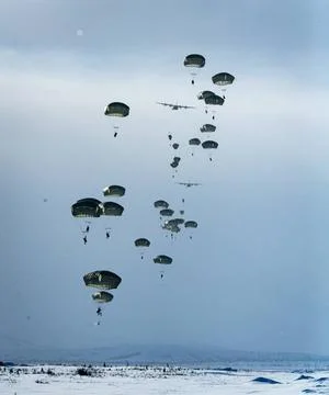RECORD DATE NOT STATED Members of the United States Army Alaska along with... Foto stock