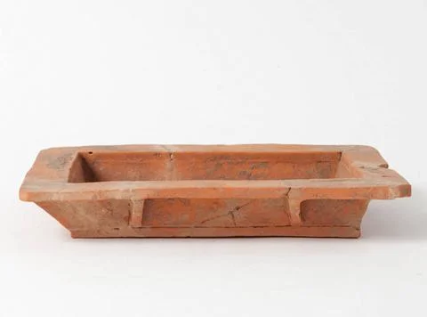 RECORD DATE NOT STATED  Mingqi: Farm and pond courtyard . Terracotta reddi... Stock Photos