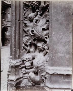 RECORD DATE NOT STATED  MusÃ e de Cluny, exterior sculpture , Paris (Veme .. Stock-Fotos
