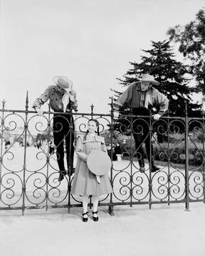 RECORD DATE NOT STATED Oklahoma Actors at the Tuileries Garden and Paris C... Stockfoto's