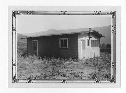 RECORD DATE NOT STATED Original caption: Rincon. Manuel Siva 4-room frame ... Stock Photos