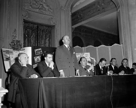 RECORD DATE NOT STATED Paris Chamber of Commerce Honors American Food Merc... Fotos de archivo