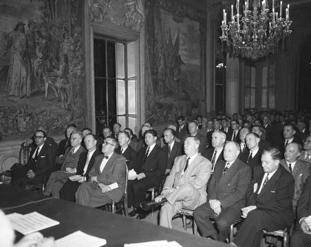 RECORD DATE NOT STATED Paris Chamber of Commerce Honors American Food Merc... Fotos de archivo