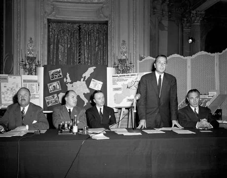 RECORD DATE NOT STATED Paris Chamber of Commerce Honors American Food Merc... Fotos de archivo