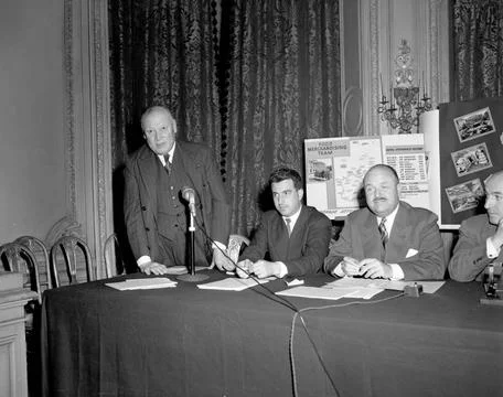 RECORD DATE NOT STATED Paris Chamber of Commerce Honors American Food Merc... Fotos de archivo