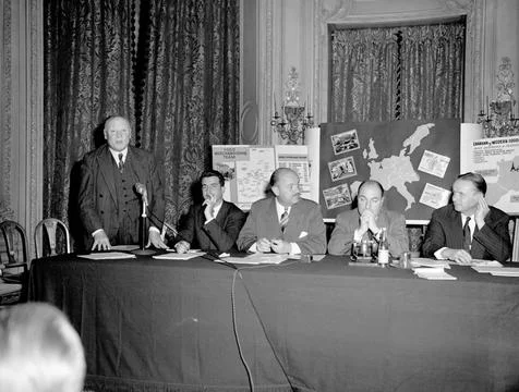 RECORD DATE NOT STATED Paris Chamber of Commerce Honors American Food Merc... Fotos de archivo