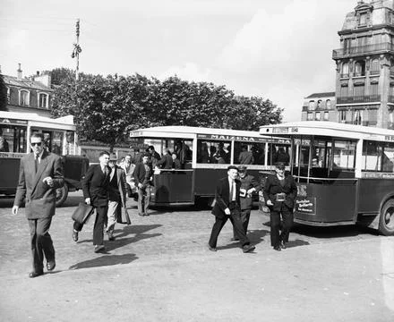 RECORD DATE NOT STATED Paris Bus Driver Fights Against Communism. Photogra... 스톡 사진