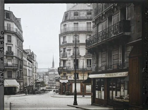 RECORD DATE NOT STATED Paris (5), France the crossroads of rue des Ecoles ... Stock Photos