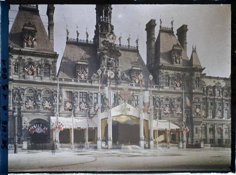 RECORD DATE NOT STATED Paris (4th arr.), France The town hall of Paris dec... Stockfoto's