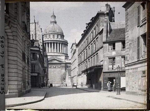 RECORD DATE NOT STATED Paris (Ve arr.), France Le PanthÃ on seen from rue .. Stock Photos