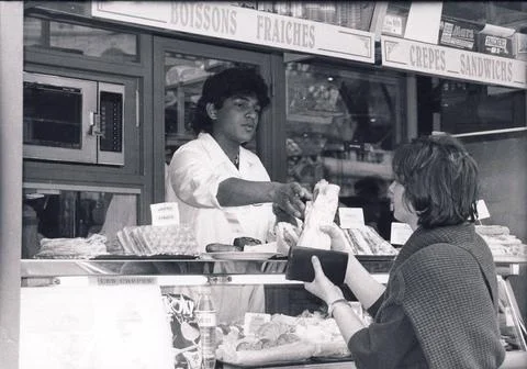 RECORD DATE NOT STATED Paris /France / may-1994 / Paris life in may-1994 f... 스톡 사진